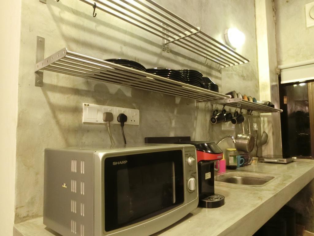 Revopackers Beds And Bunks Hostel Kuala Lumpur Exterior foto