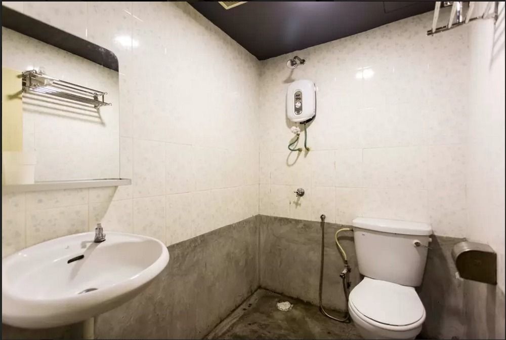 Revopackers Beds And Bunks Hostel Kuala Lumpur Exterior foto