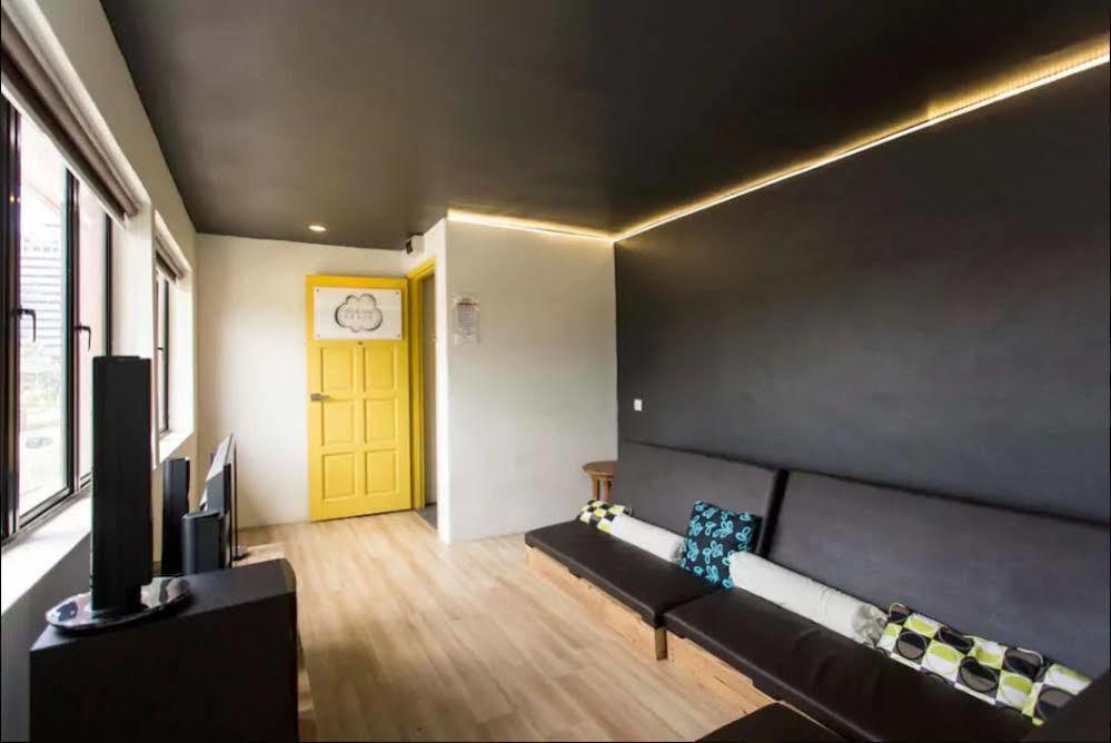Revopackers Beds And Bunks Hostel Kuala Lumpur Exterior foto